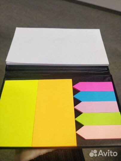 Блокнот кожаный с цветными стикерами. Новый