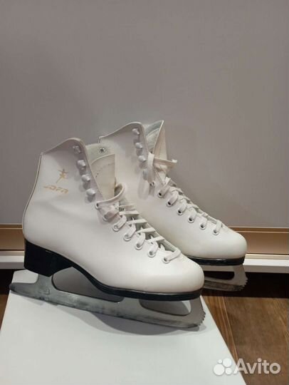 Коньки фигурные детские 23см стелька