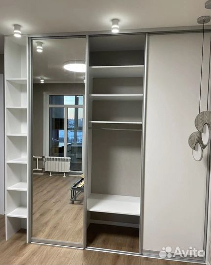 Шкаф стенка
