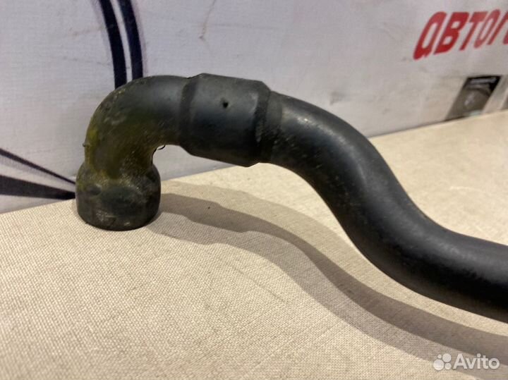 Патрубок системы охлаждения Mercedes C180 C204