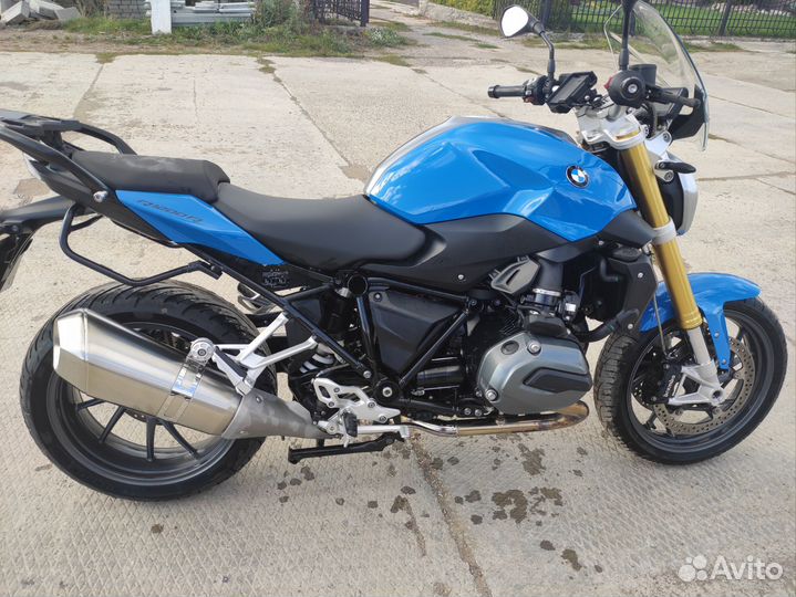 BMW R1200R