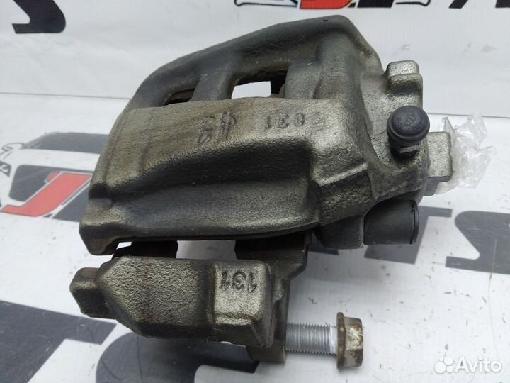 Суппорт тормозной передний Volkswagen Tiguan I рес