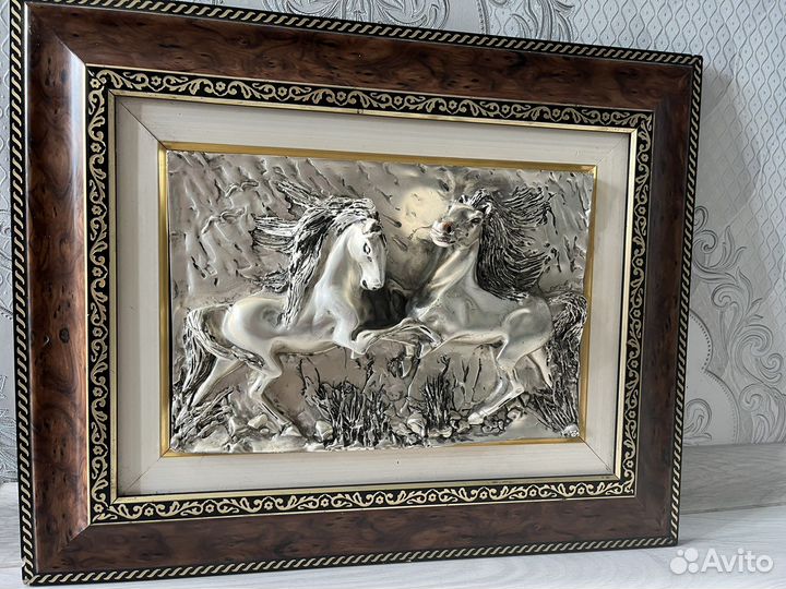 Картина Кони