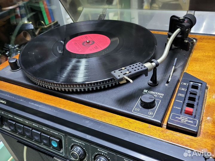 Проигрыватель винила Вега 108