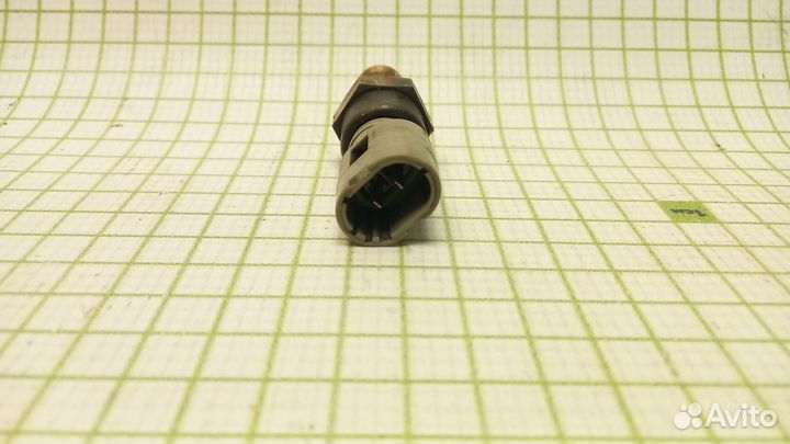 Датчик температуры топлива Mitsubishi Carisma