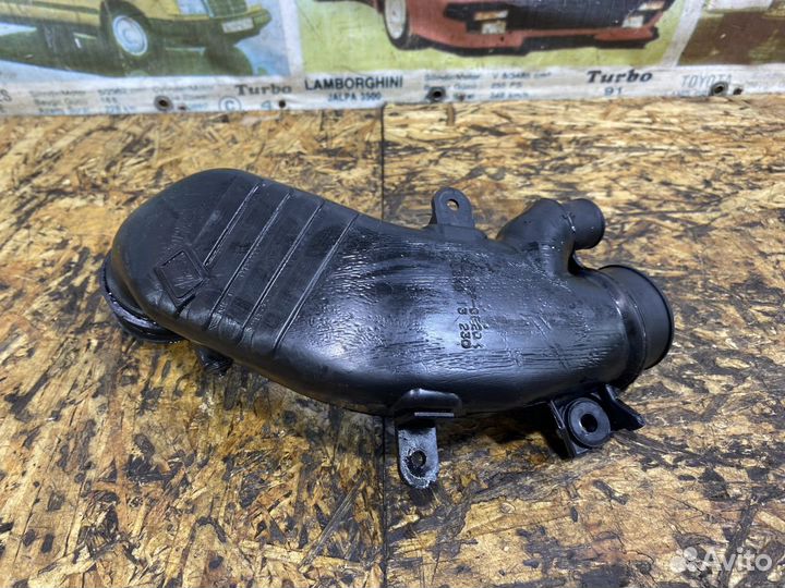 Патрубок интеркулера Мазда CX7 Оригинал