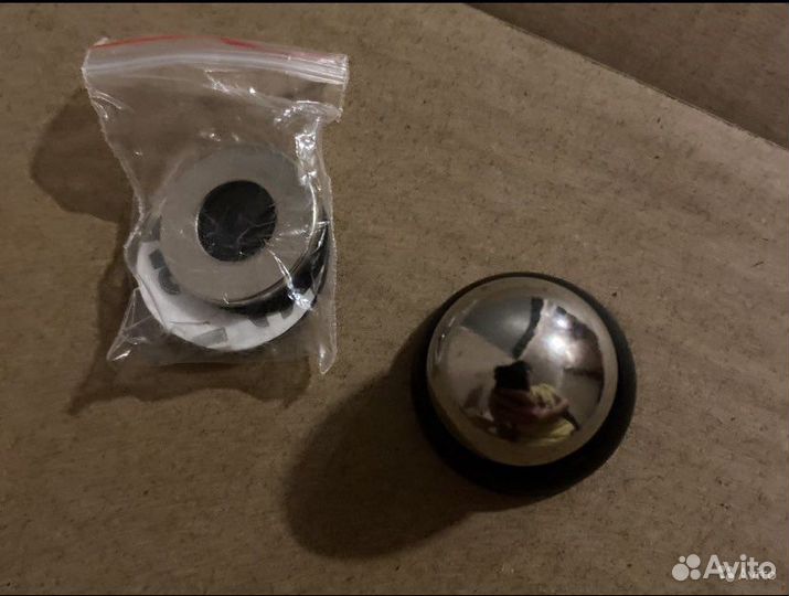 Держатель для телефона в машину, шар-магнит