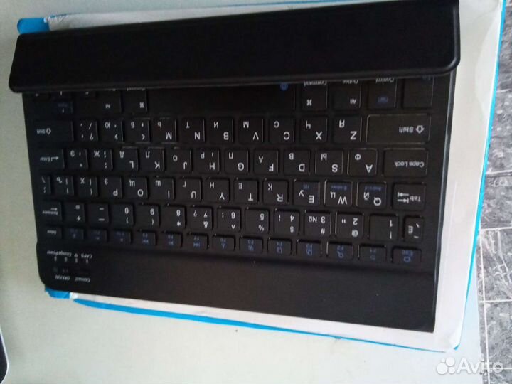 Клавиатура беспроводная новая для планшета Lenovо