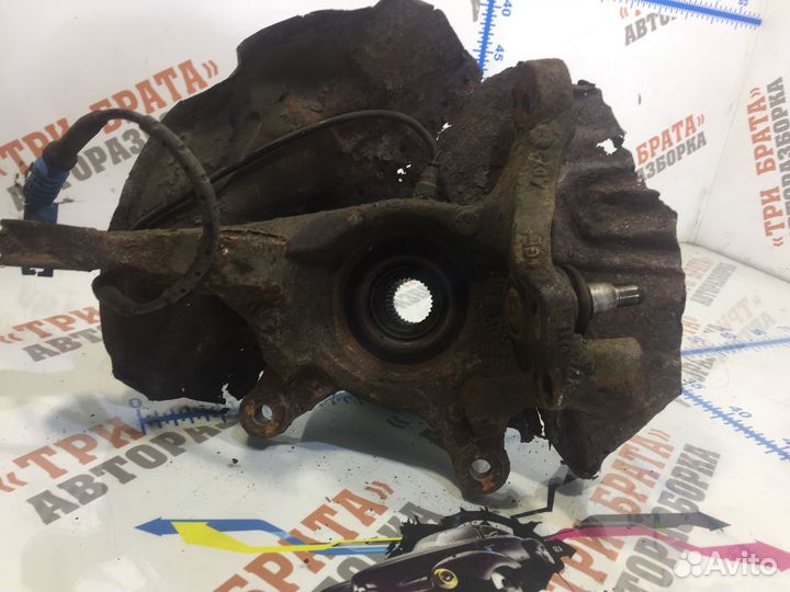 Бмв Кулак поворотный ступица передняя левая Лев