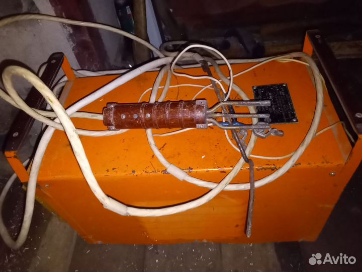 Сварочный аппарат пускозарядный