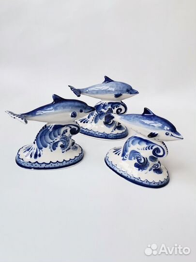 Дельфин скульптура гжель