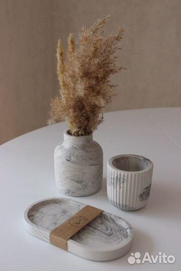 Подарочный набор из гипса(ваза, поднос, кашпо)