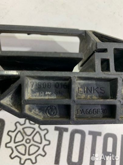 Крепление радиатора Bmw 745 E65 N62B44 2004