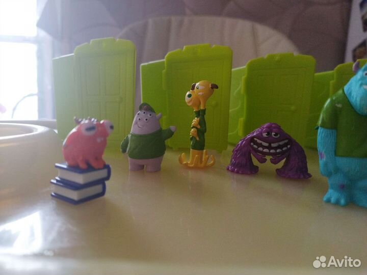 Корпорация монстров фигурки 11 шт