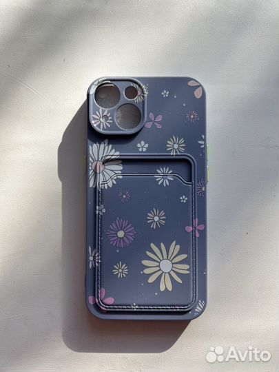 Силиконовый чехол на iPhone 14