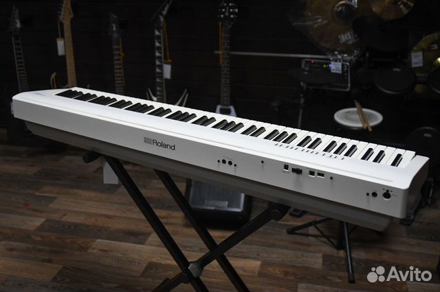 Цифровое пианино Roland FP-30x WH