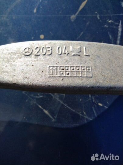 Рычаг подвески передний левый Mercedes-Benz