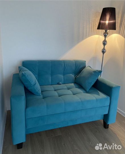 Диван маленький новый