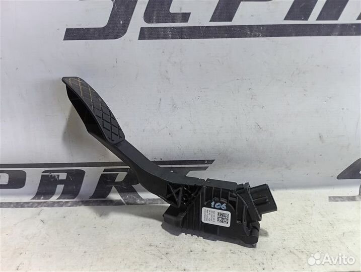 Педаль газа Skoda Karoq dffa 2018