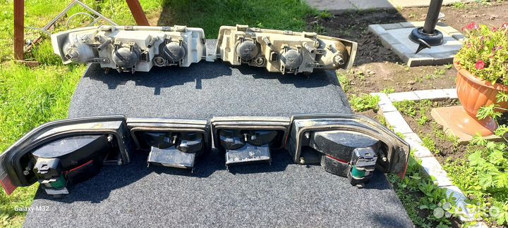 Передние фары ваз 2110, и задняя оптика