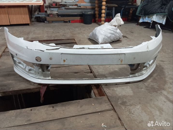 Бампер Volkswagen polo рест