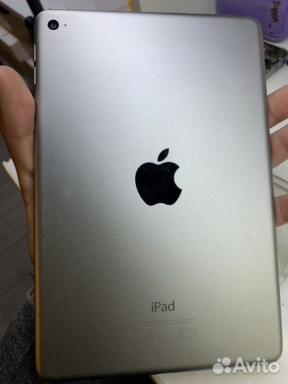 iPad mini 4