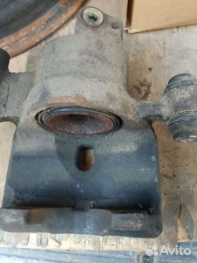 Суппорт передний Toyota Town ace