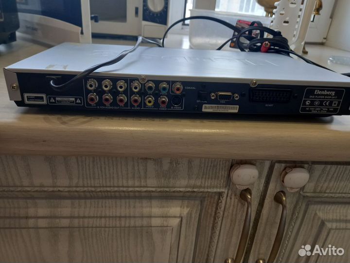 DVD проигрыватель Elenberg