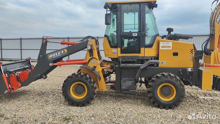 Экскаватор-погрузчик CAT 426F2, 2023