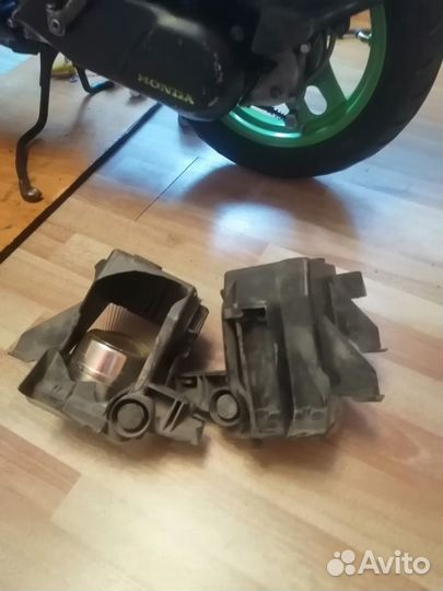 Стекло противотуманной фары на Opel Astra H