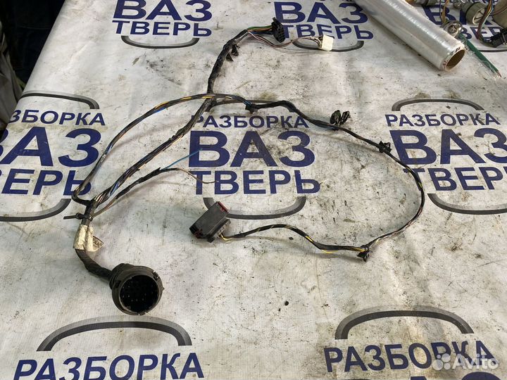 Проводка двери Калина