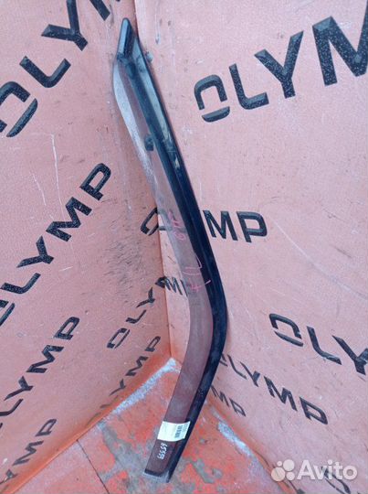 Ветровик передний левый Toyota Probox NCP51 1NZ-FE