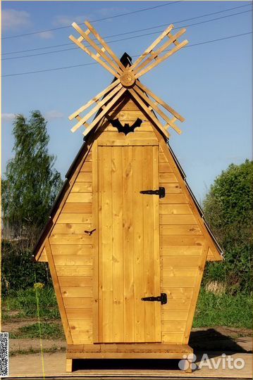 Уличный туалет деревянный BLU784
