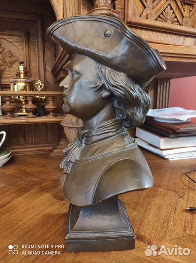 Бюст Пётр первый бронза