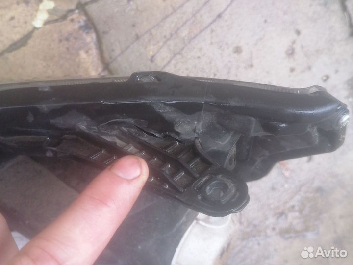 Фара правая лада веста