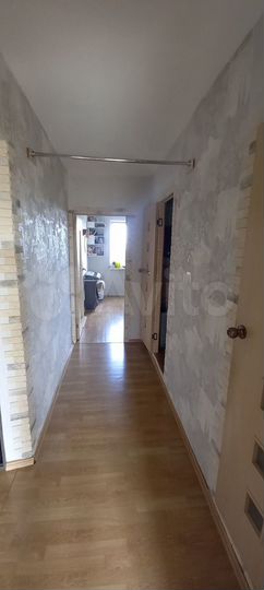 2-к. квартира, 57 м², 8/10 эт.