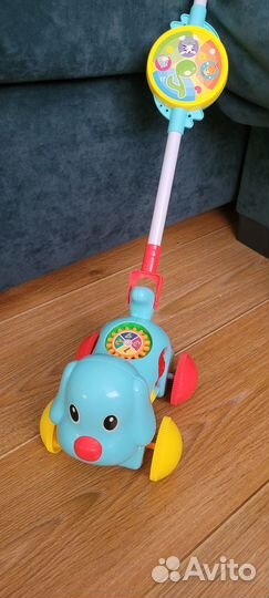 Каталка с ручкой собачка