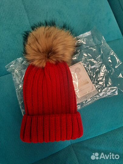Шапка детская зимняя новая с натур.помпоном