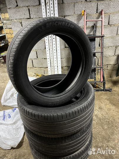 Michelin Latitude Sport 3 235/50 R19