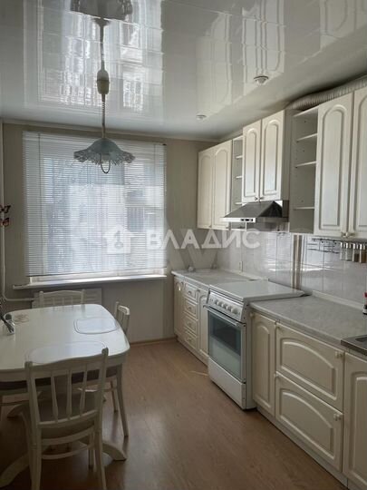 3-к. квартира, 65,3 м², 6/10 эт.