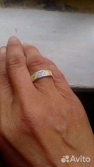 Серебряное кольцо