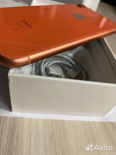 iPhone Xr, 64 ГБ