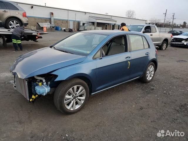 Volkswagen Golf 8 в полный разбор