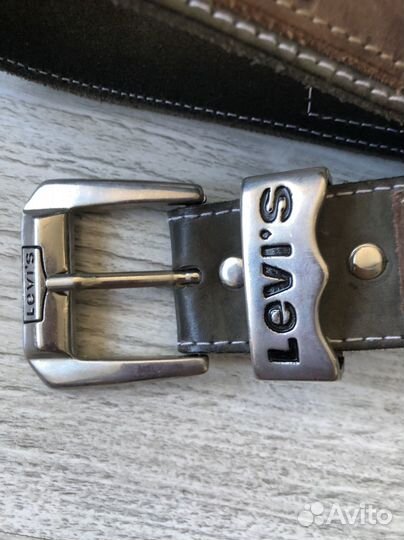 Кожаный ремень Levis 95см