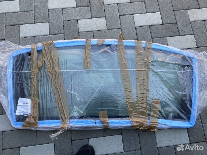 640677706Стекла на киа сид универсал