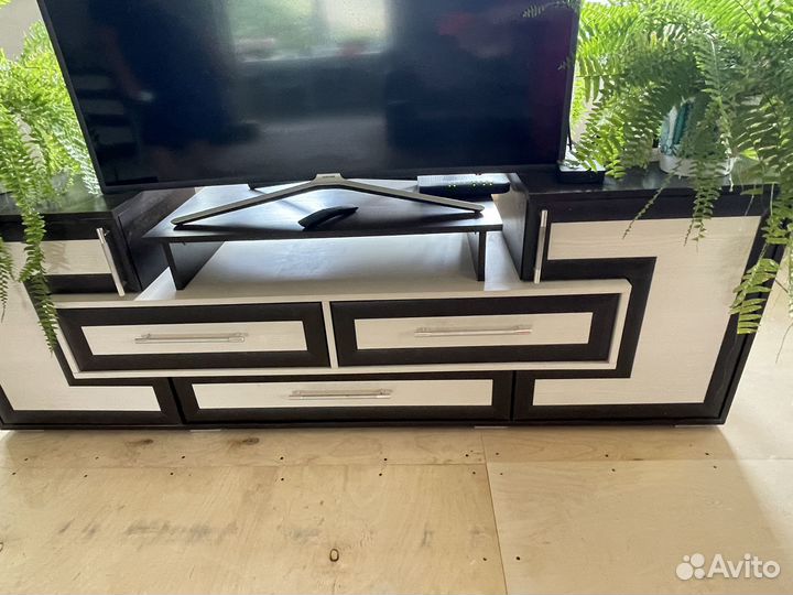 Мебель бу тумба под тв