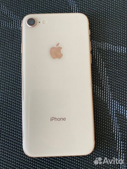 iPhone 8, 64 ГБ