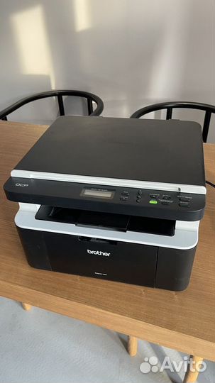 Принтер сканер копир Brother DCP-1612WR новый