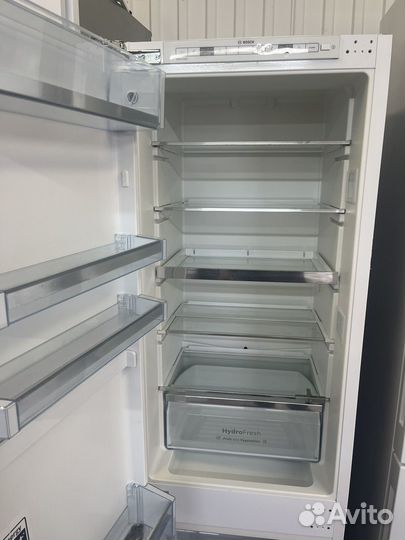 Холодильник Бош, встраиваемый