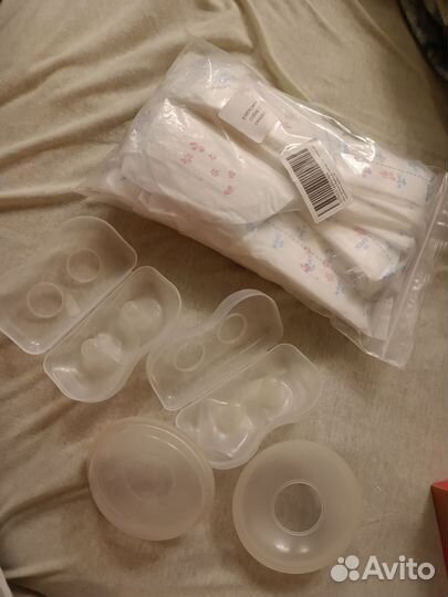 Молокоотсос avent электрический + накладки